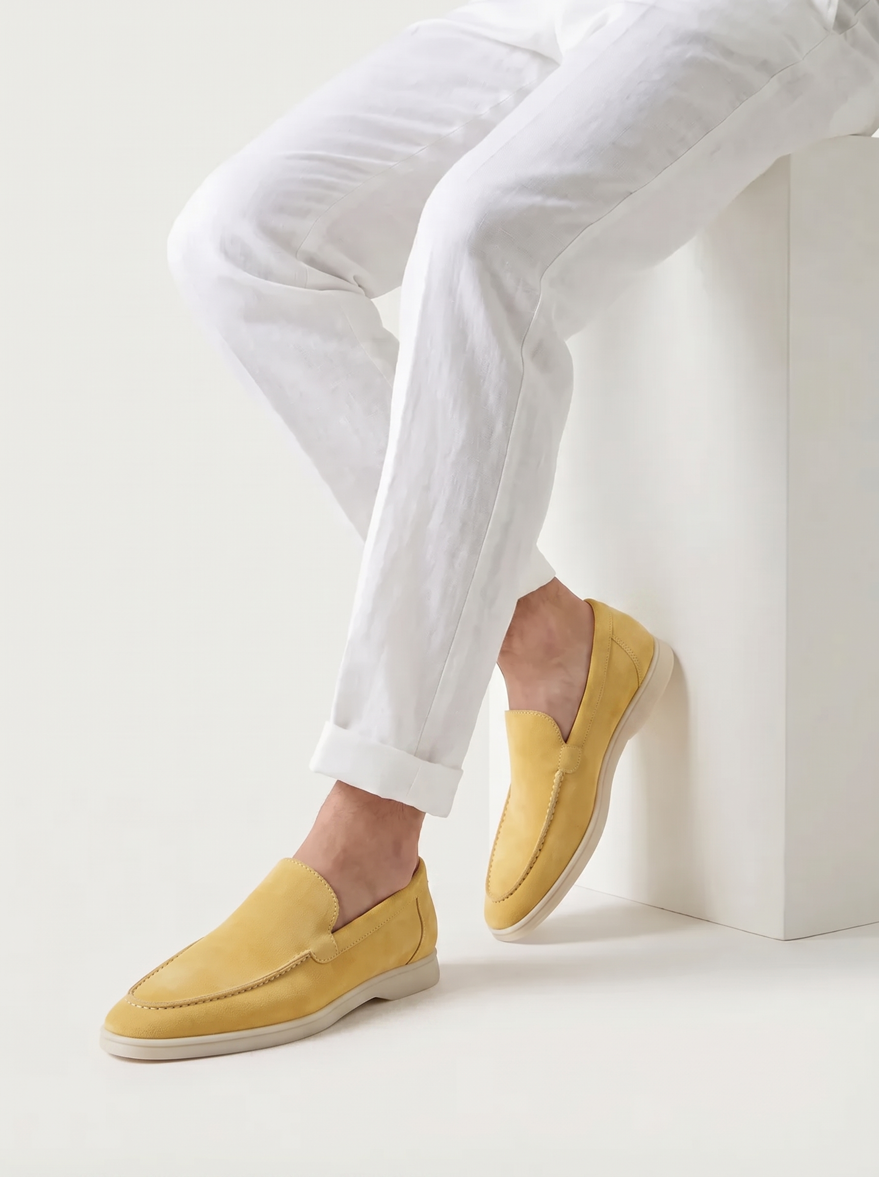 Gelbe Yacht-Slipper