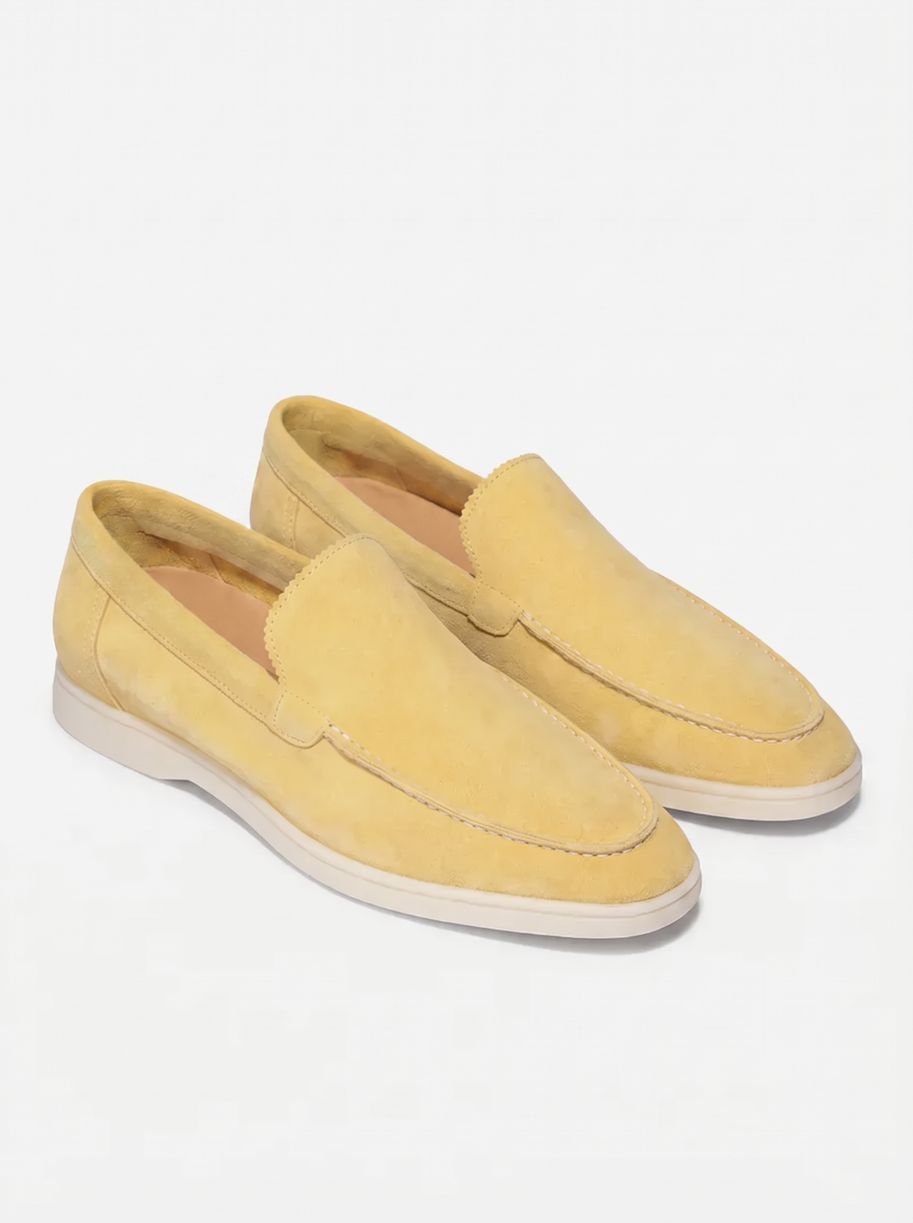 Gelbe Yacht-Slipper